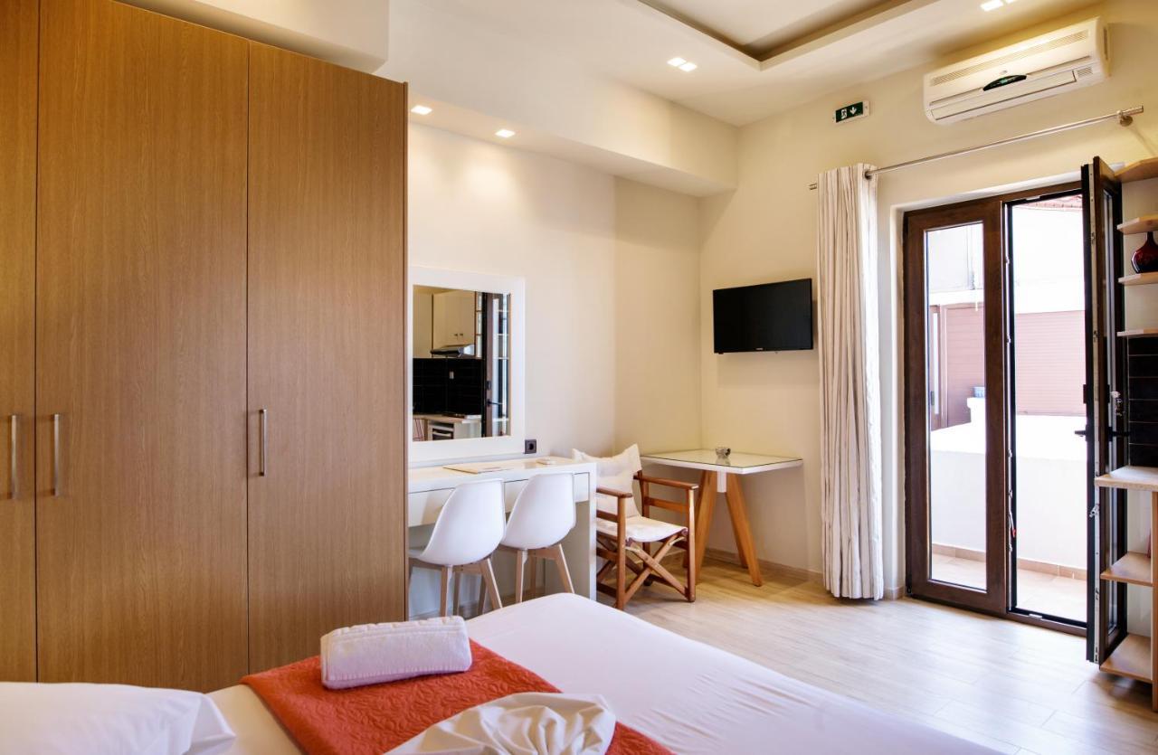 Annaview Apartments & Suites Plakiás Eksteriør bilde